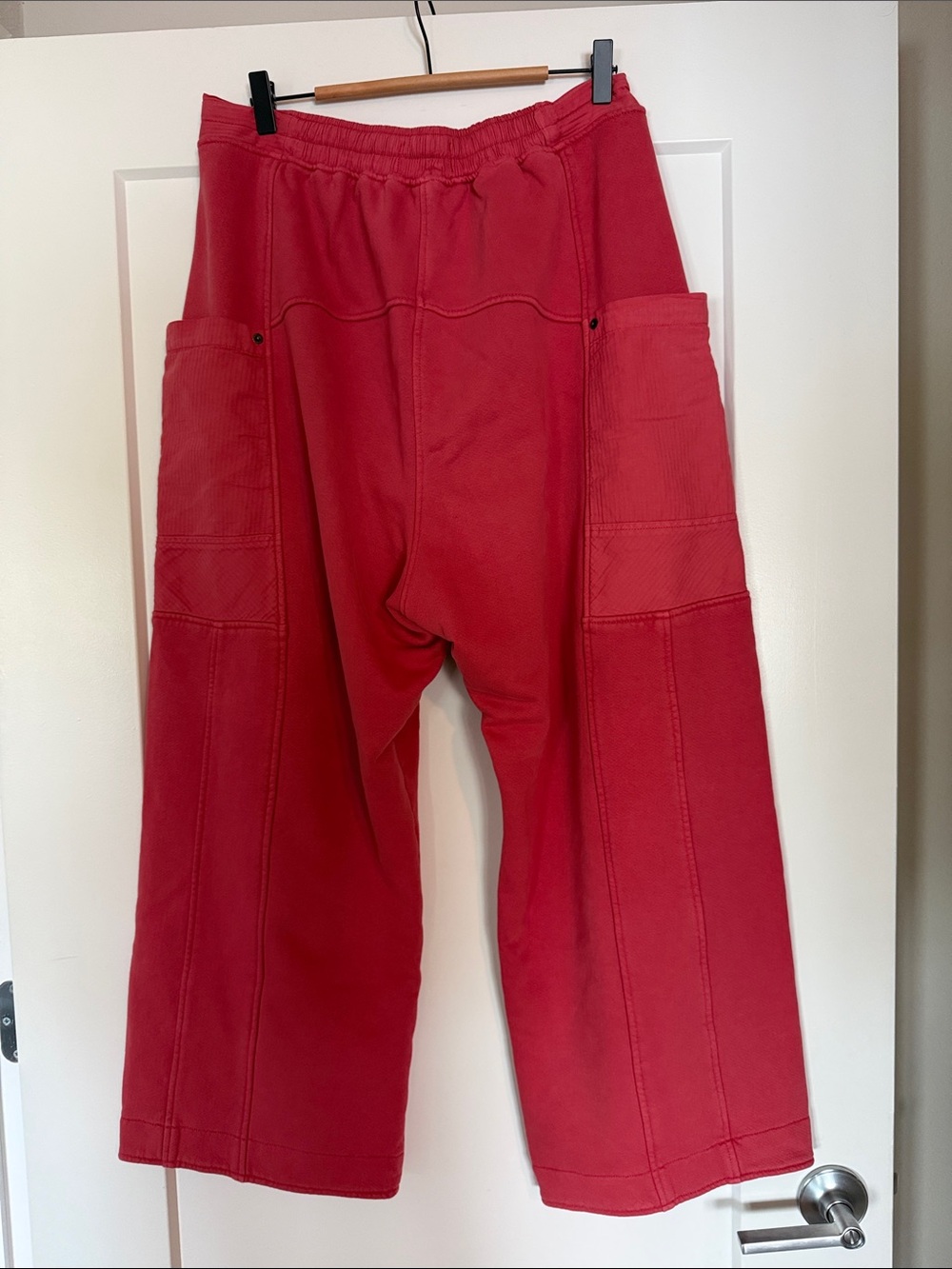 We The Free Jet Set Drawstring Trousers Salsa Color Sz L NWT - Picture 3 of 6